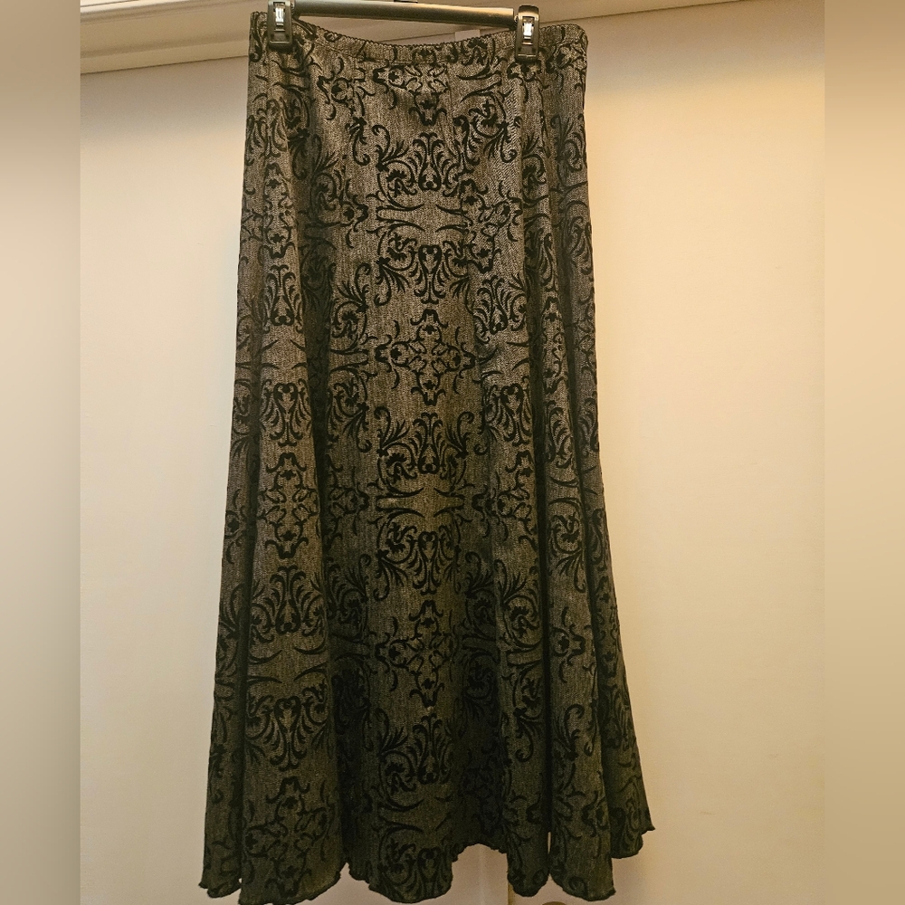 J. Jill Gray & Black Brocade Flared Long Skirt